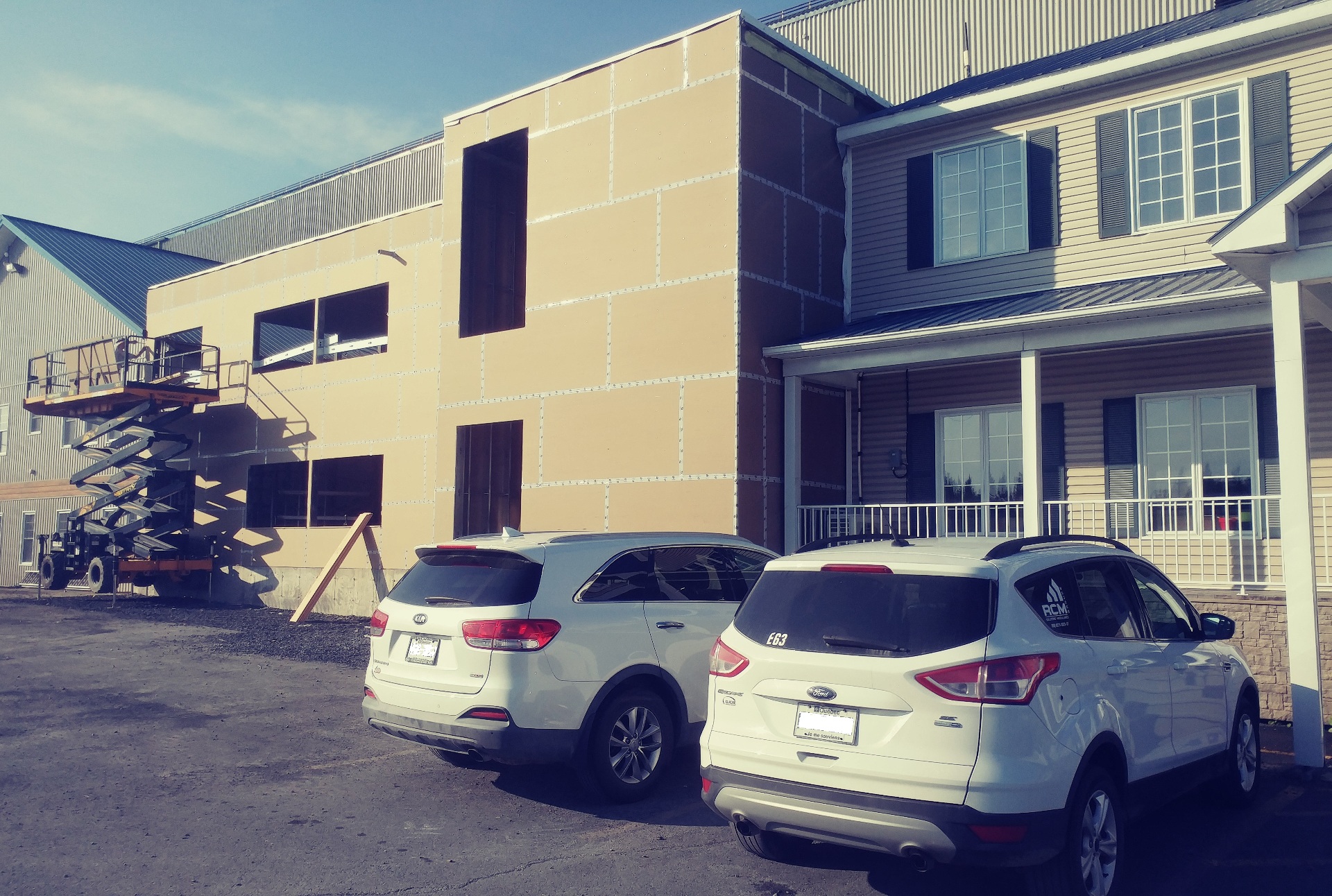  The team is growing, so are the offices